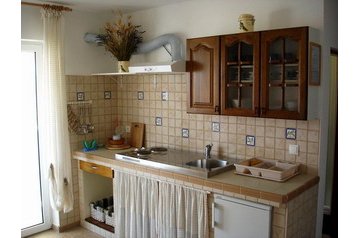 Hrvatska Privát Povljana, Eksterijer